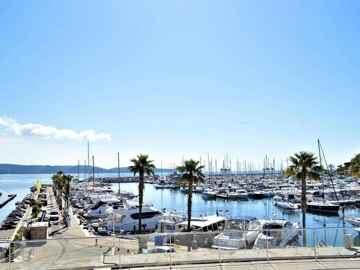 Appartement T2 Climatise Avec Parking A Cavalaire-Sur-Mer - Fr-1-226B-72 0*,