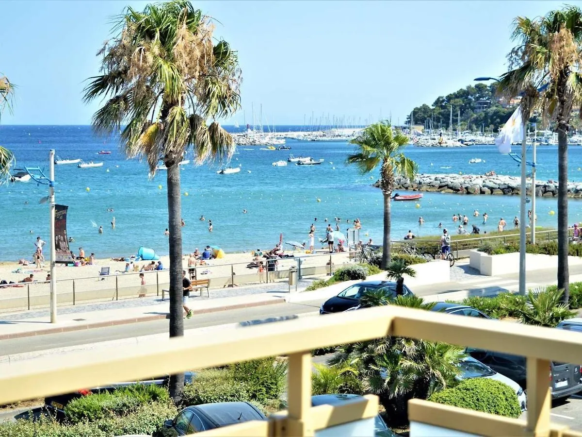 Appartement T2 Climatise Avec Parking A Cavalaire-Sur-Mer - Fr-1-226B-72